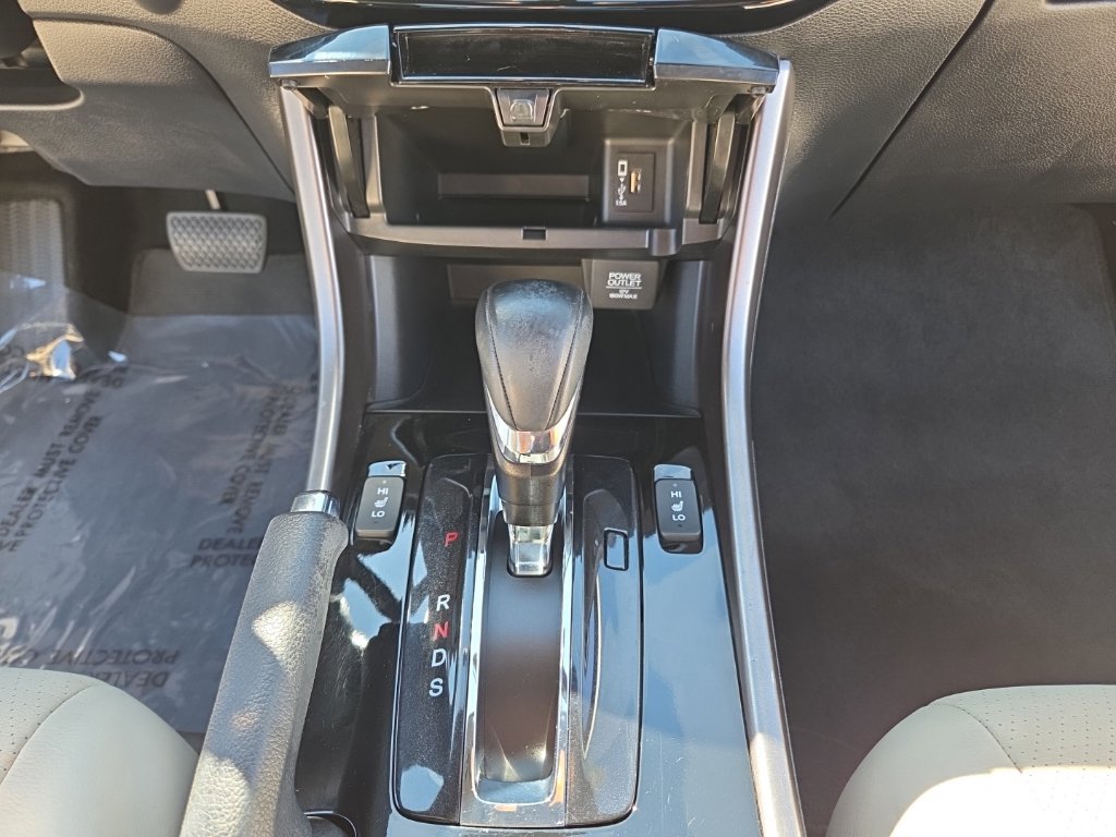 Certified 2017 Honda Accord EX-L image 20