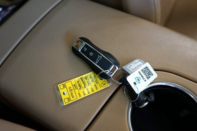 Used 2019 Porsche Panamera 4 image 67