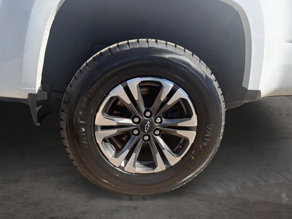 Used 2022 Chevrolet Colorado Z71 AWD/4WD image 19