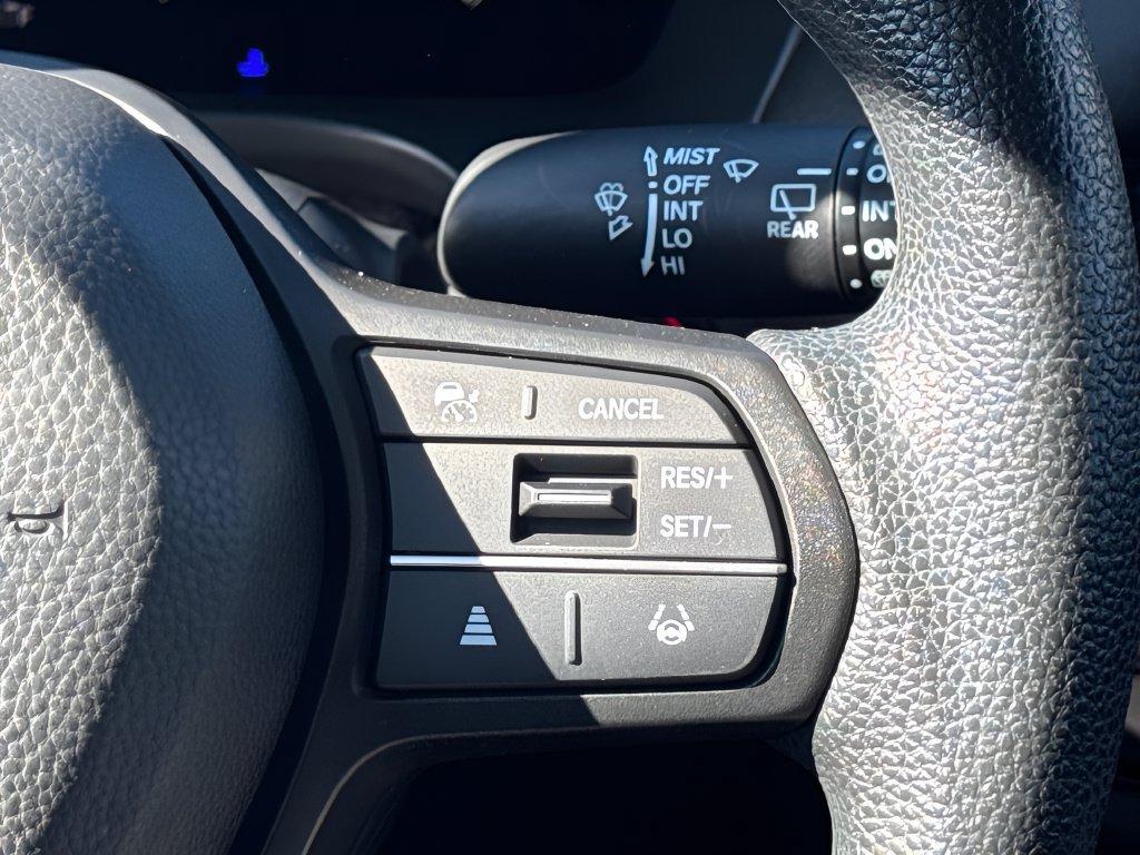 Used 2025 Honda HR-V LX image 15