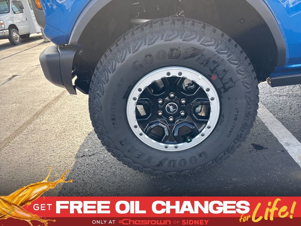 New 2025 Ford Bronco Badlands w/ Sasquatch Package AWD/4WD image 9