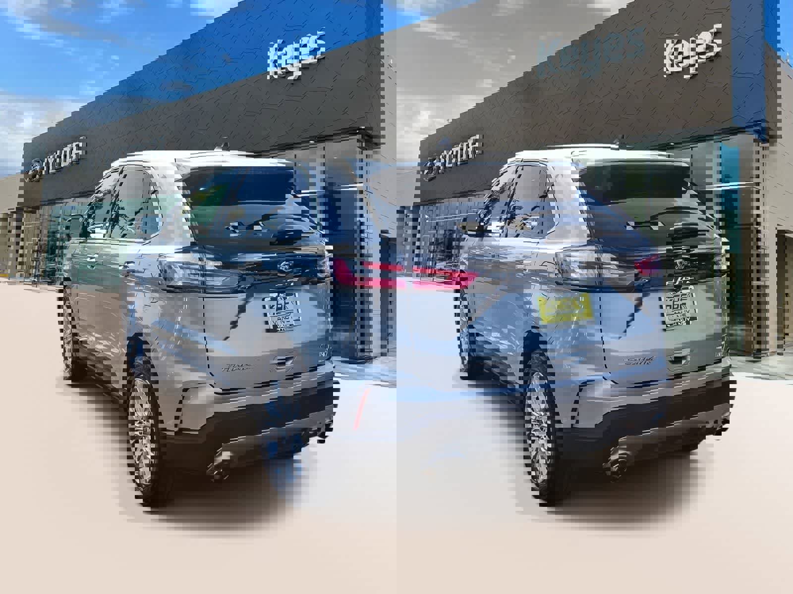 Used 2022 Ford Edge Titanium image 7