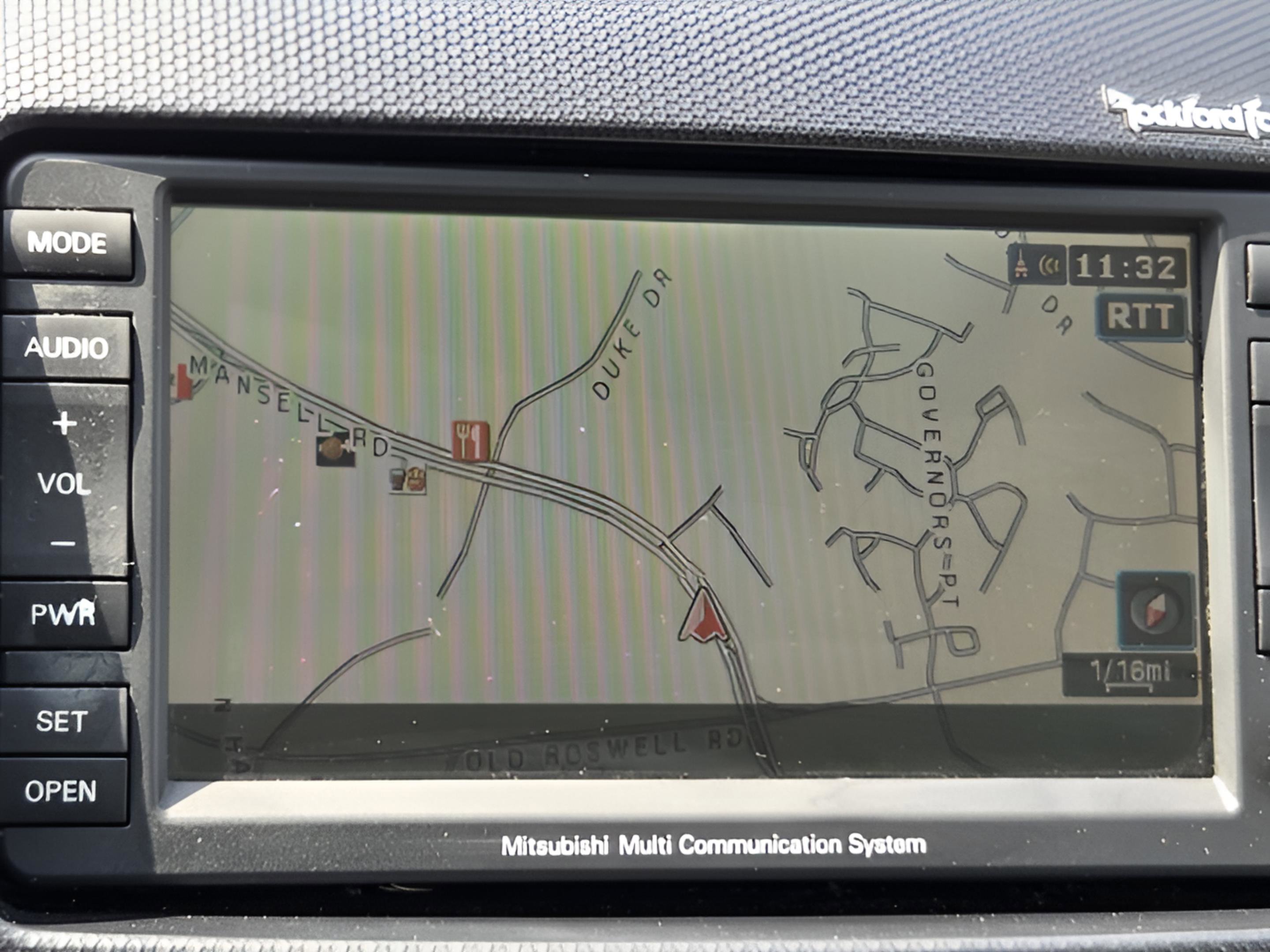 Used 2010 Mitsubishi Outlander XLS image 18