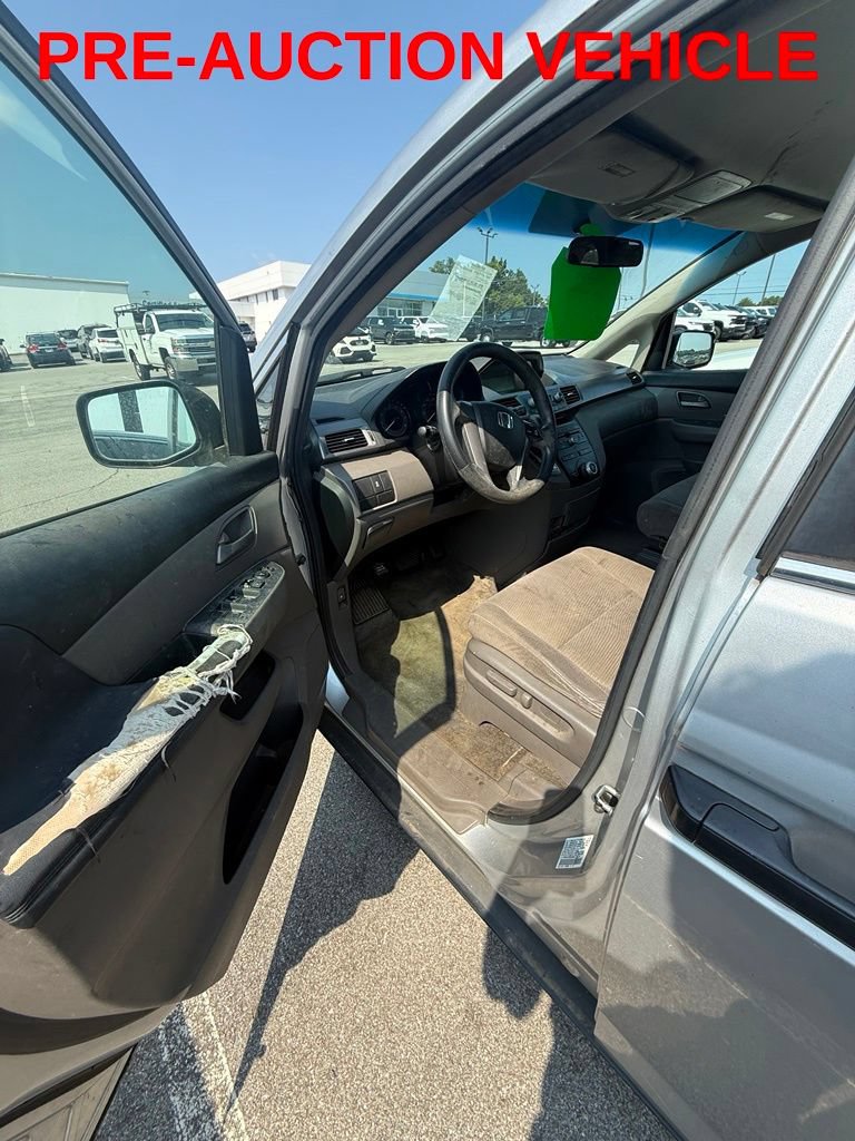 Used 2011 Honda Odyssey LX image 8