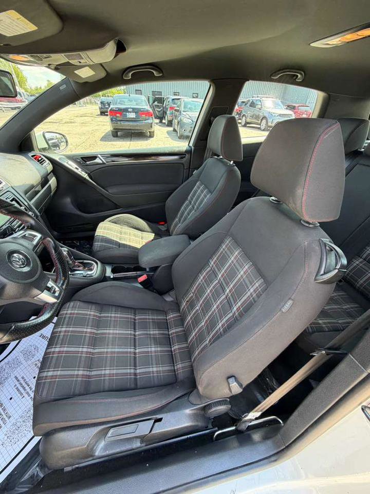 Used 2012 Volkswagen GTI 2-Door FWD image 10