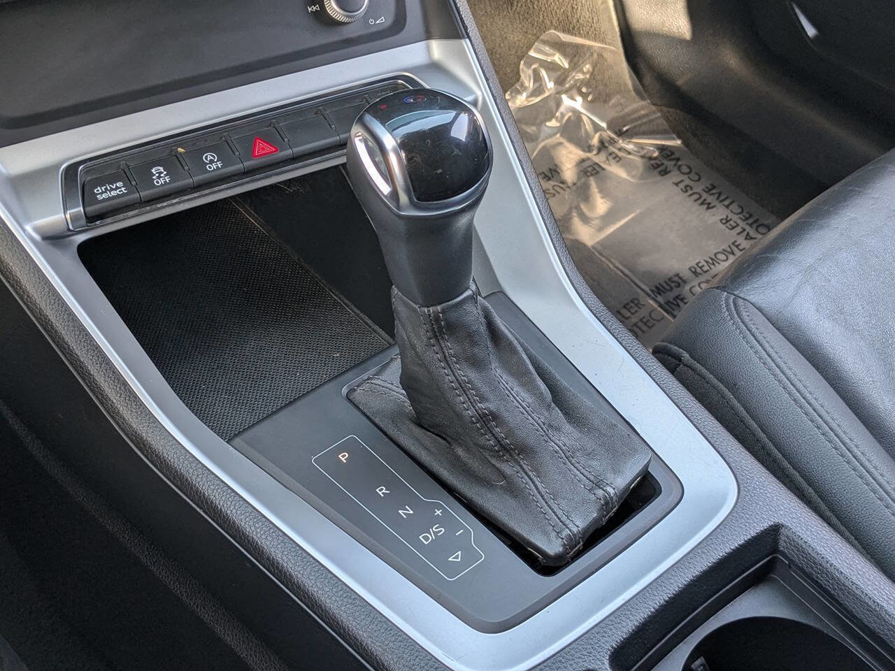 Used 2020 Audi Q3 2.0T Premium image 27