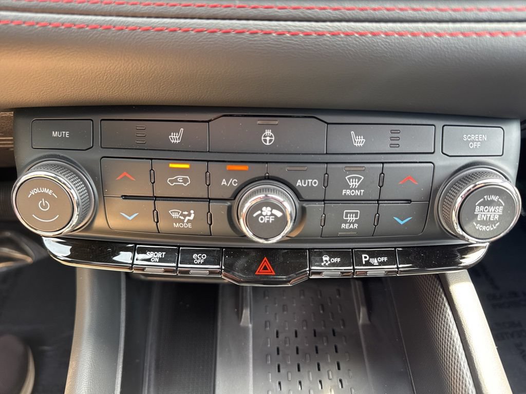 New 2026 Dodge Durango GT w/ Blacktop Package AWD/4WD image 7