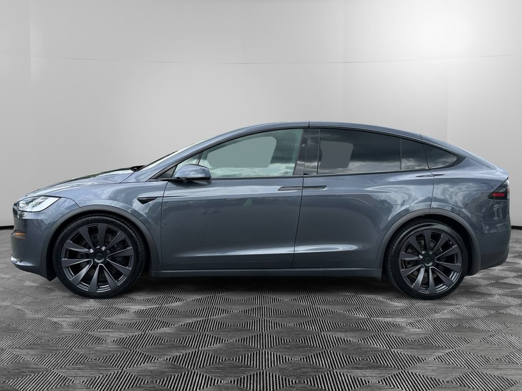 Used 2022 Tesla Model X Plaid AWD/4WD image 2