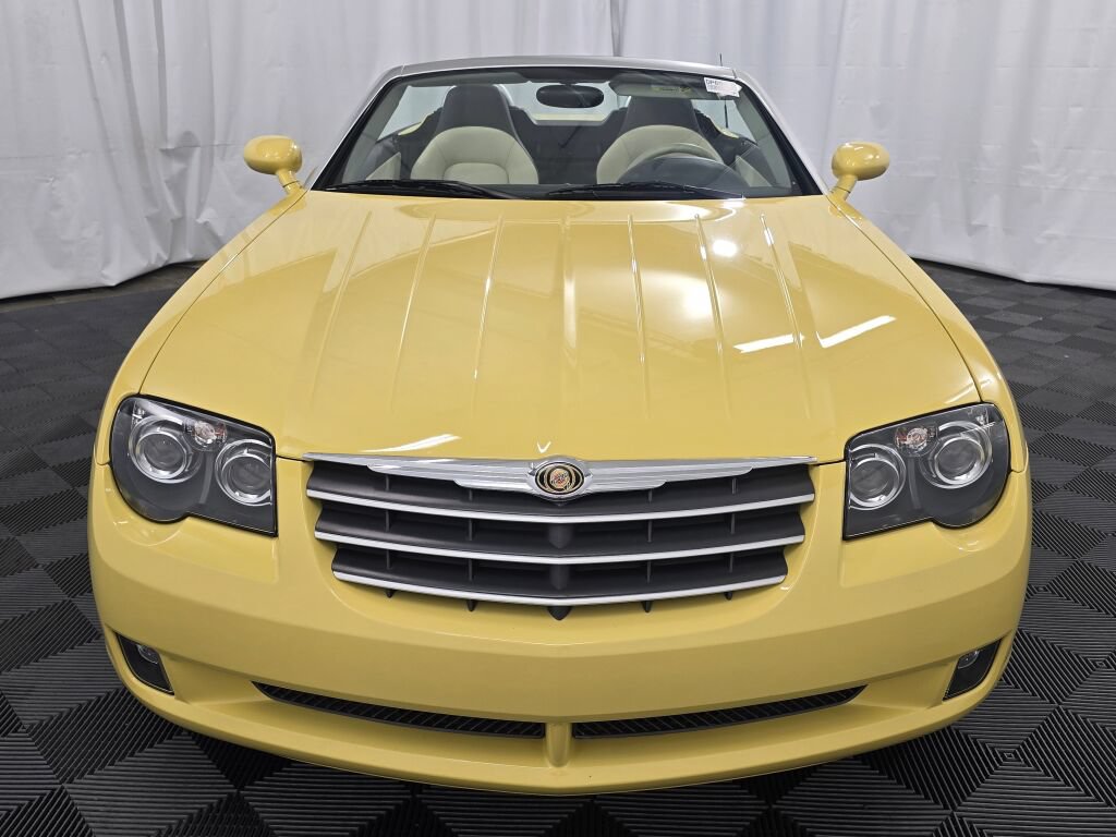 Used 2005 Chrysler Crossfire Limited RWD image 29
