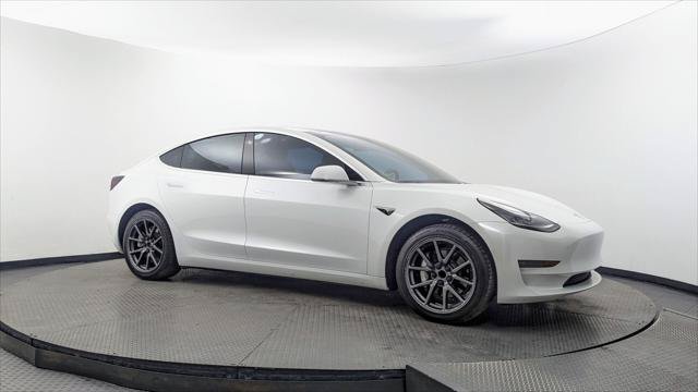 Used 2019 Tesla Model 3 Long Range RWD image 9