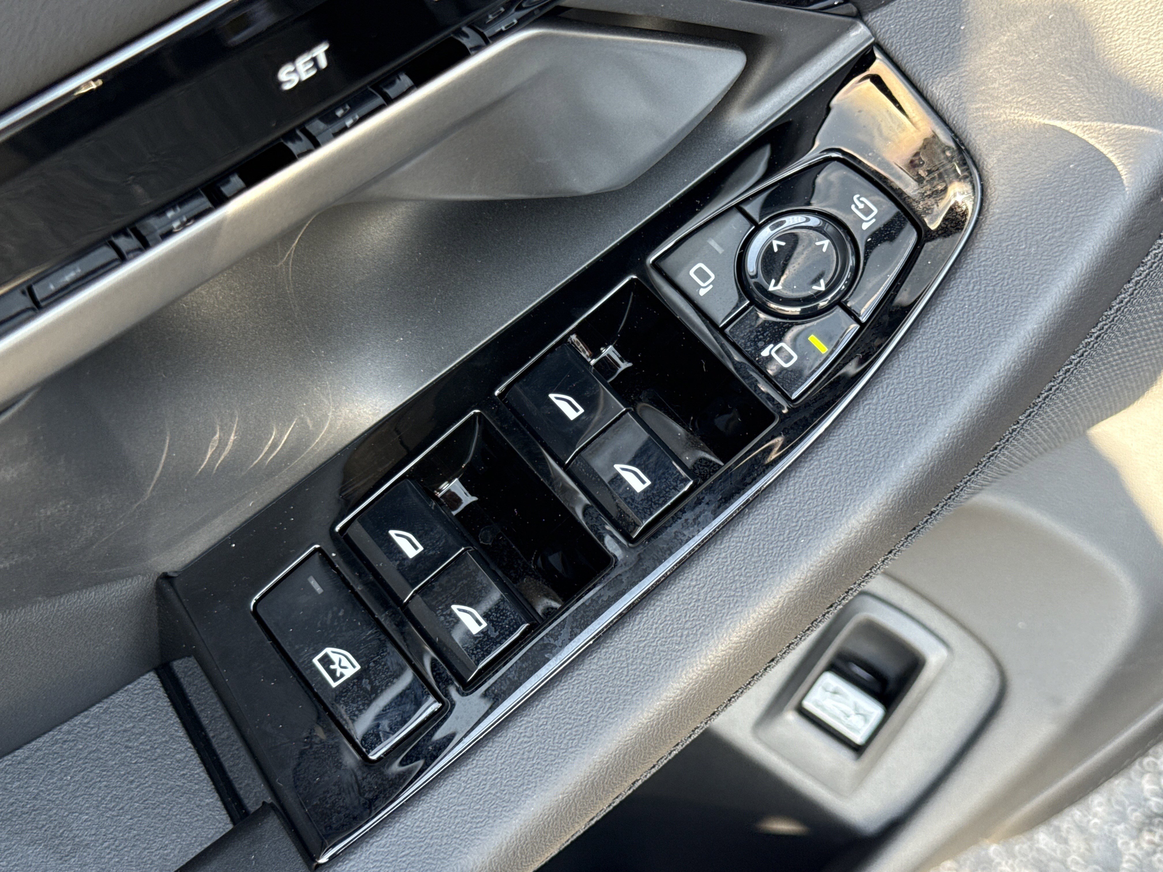 New 2026 BMW 530i w/ M Sport Package RWD image 15
