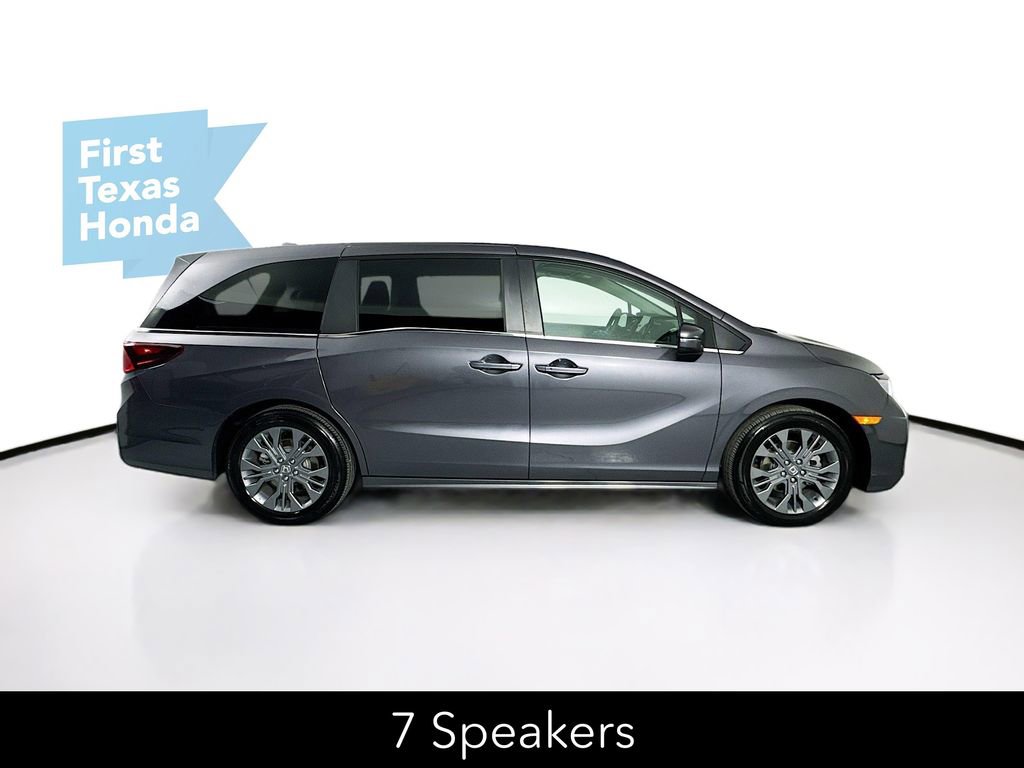 Certified 2026 Honda Odyssey Touring image 9