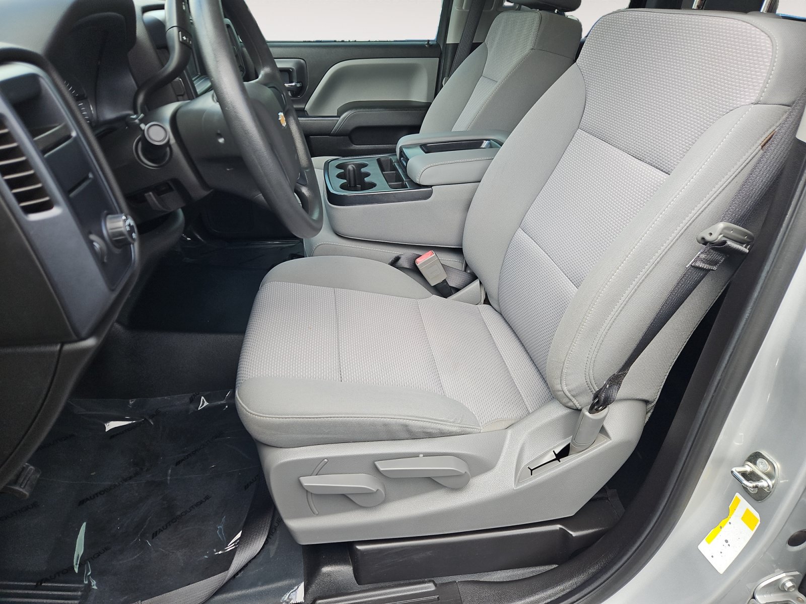 Used 2018 Chevrolet Silverado 1500 Custom RWD image 10