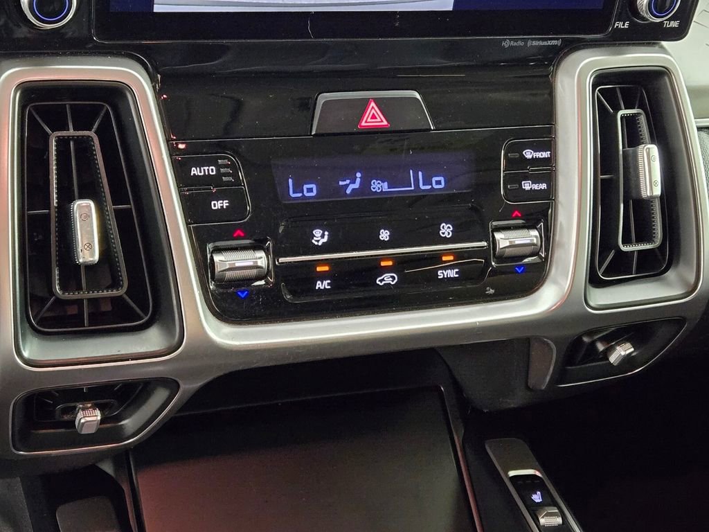 Used 2022 Kia Sorento S FWD image 32