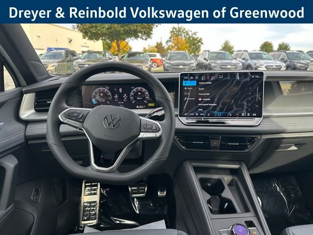 New 2026 Volkswagen Tiguan SE R-Line image 12