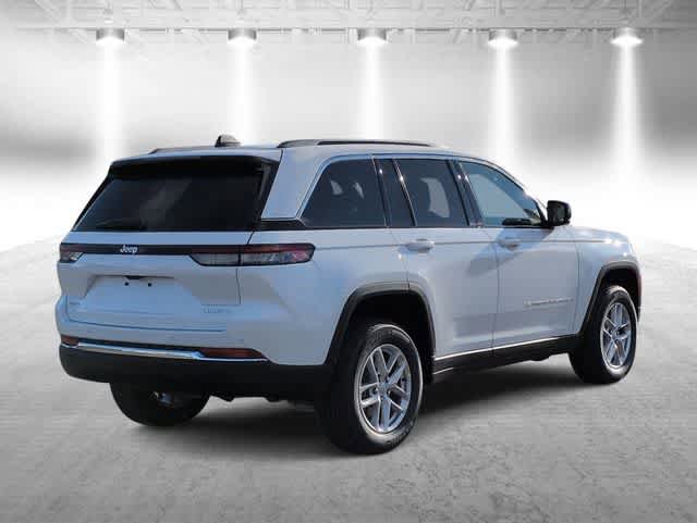 New 2025 Jeep Grand Cherokee Laredo X w/ Luxury Tech Group I AWD/4WD image 8