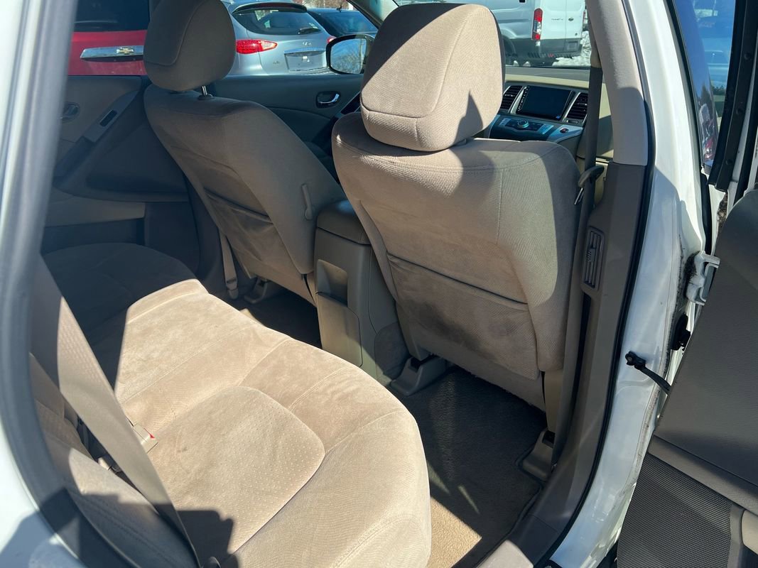 Used 2014 Nissan Murano S image 14