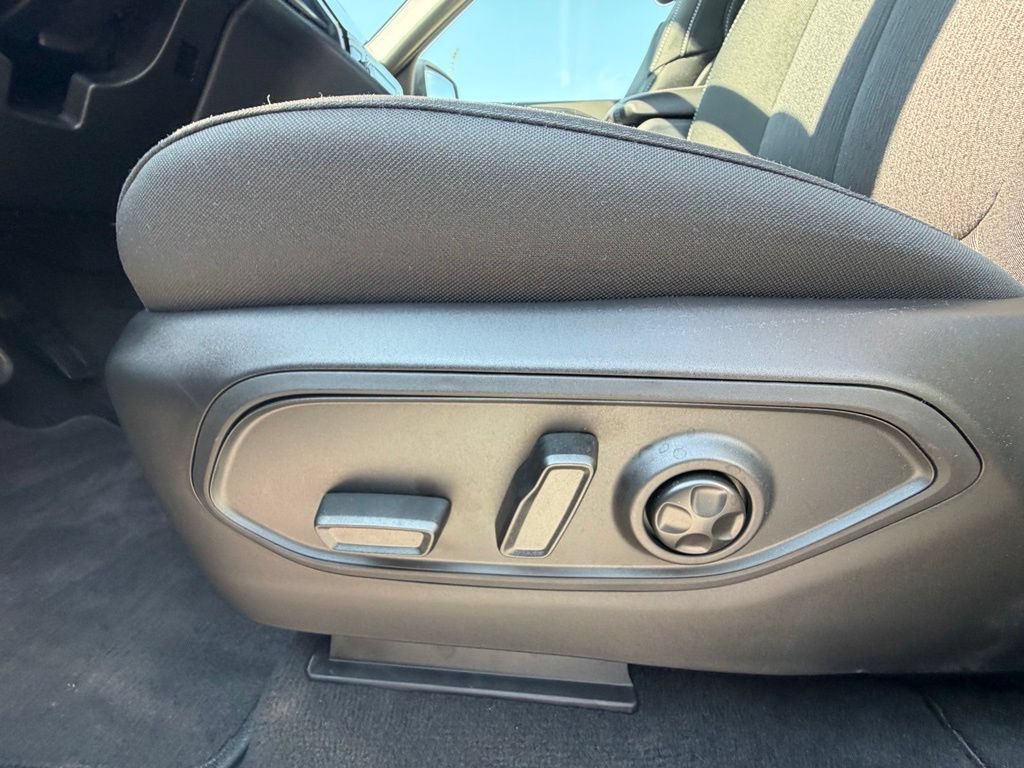 New 2026 Jeep Grand Cherokee Laredo AWD/4WD image 47