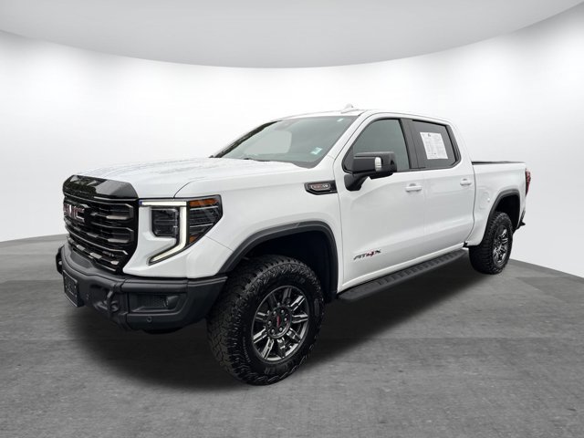 Used 2024 GMC Sierra 1500 AT4X image 3