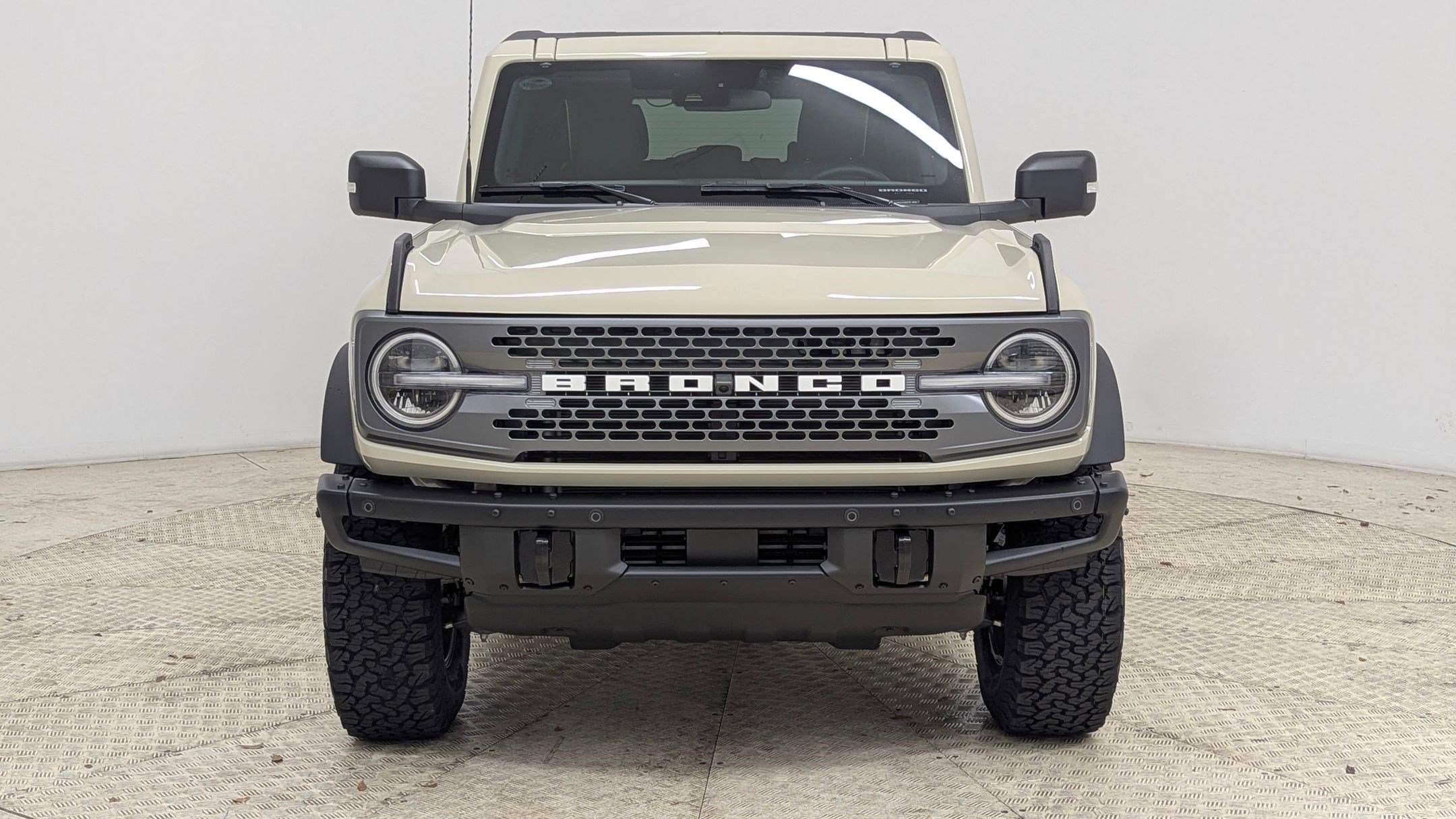 New 2025 Ford Bronco Badlands image 5