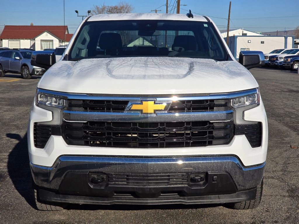 Used 2024 Chevrolet Silverado 1500 LT image 8