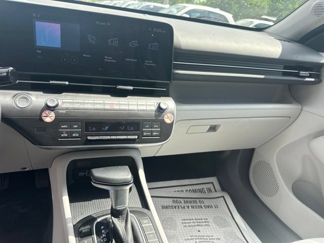 Used 2024 Hyundai Kona SEL AWD/4WD image 10