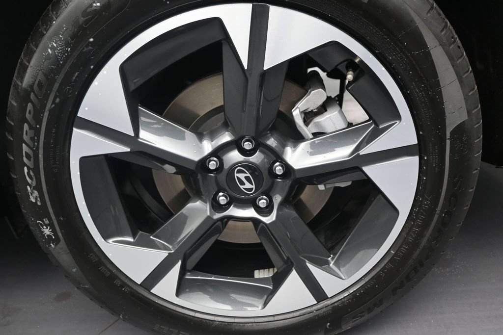 Used 2026 Hyundai Palisade Limited FWD image 10