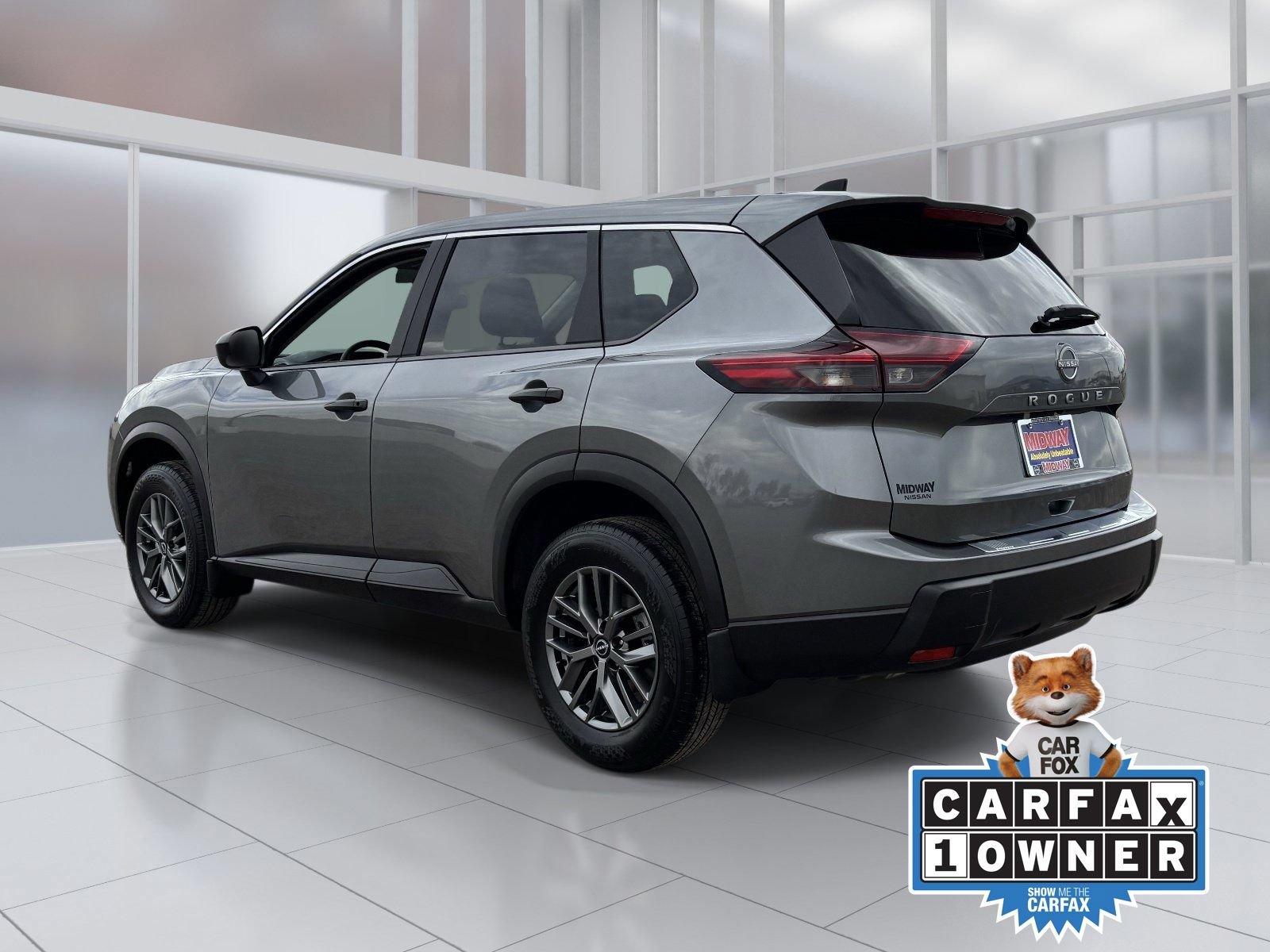 Certified 2026 Nissan Rogue S FWD image 4