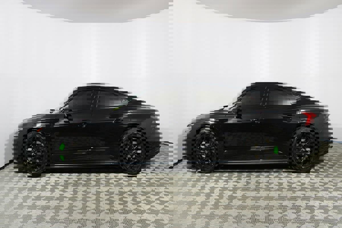 Used 2024 Audi e-tron GT Premium Plus image 42