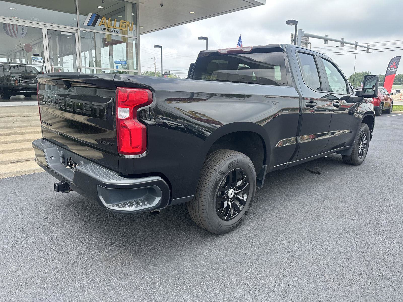 Used 2020 Chevrolet Silverado 1500 RST w/ All-Star Edition RWD image 14