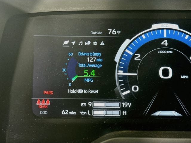 New 2026 Toyota Tundra Limited AWD/4WD image 12