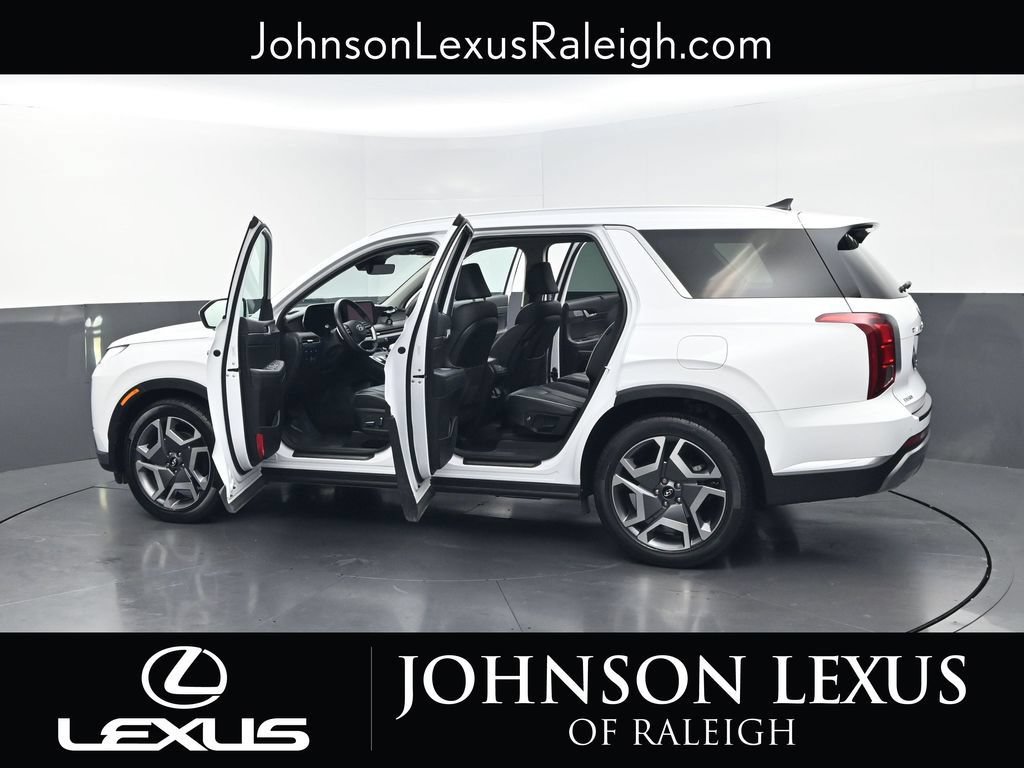 Used 2024 Hyundai Palisade Limited AWD/4WD image 37