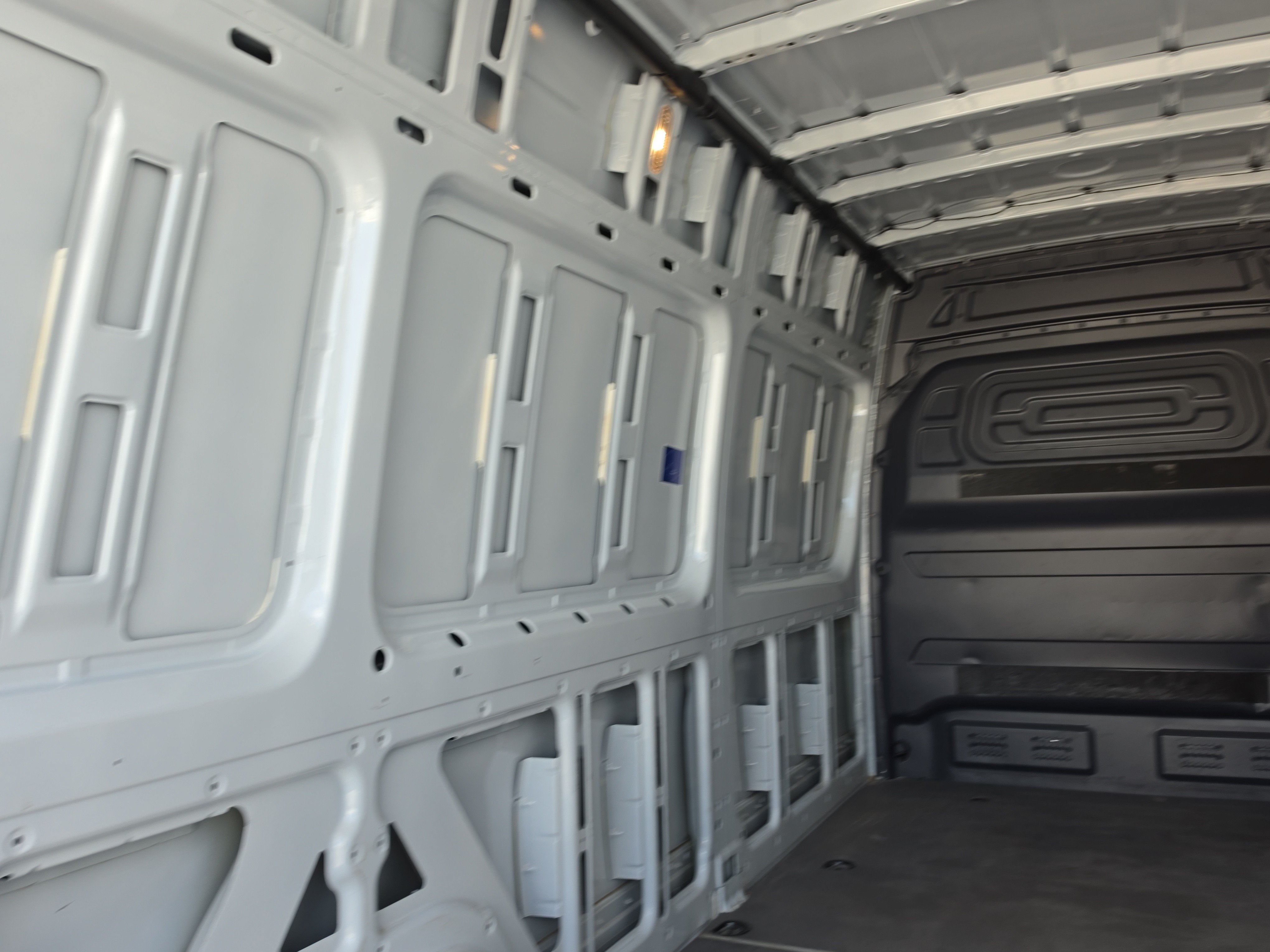 Used 2025 Mercedes-Benz Sprinter 2500 image 12