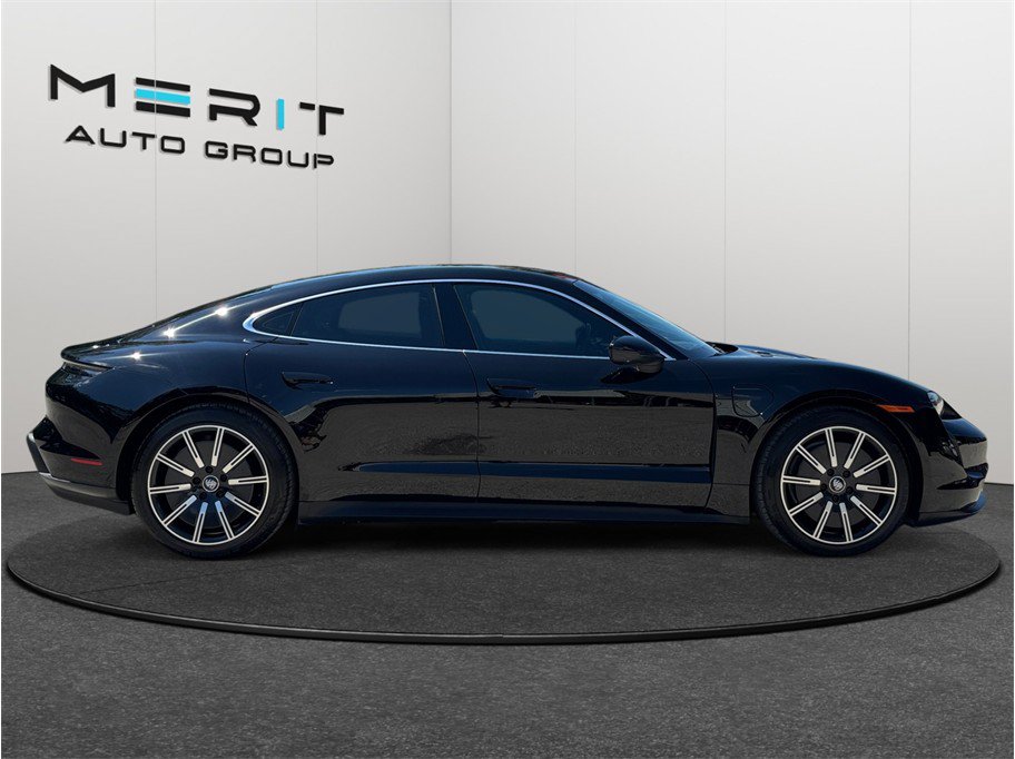 Used 2020 Porsche Taycan 4S w/ Premium Package AWD/4WD image 10