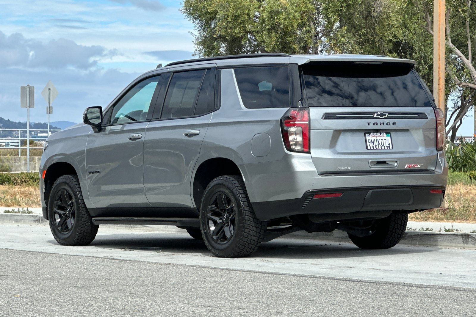 Used 2024 Chevrolet Tahoe RST w/ Luxury Package AWD/4WD image 6