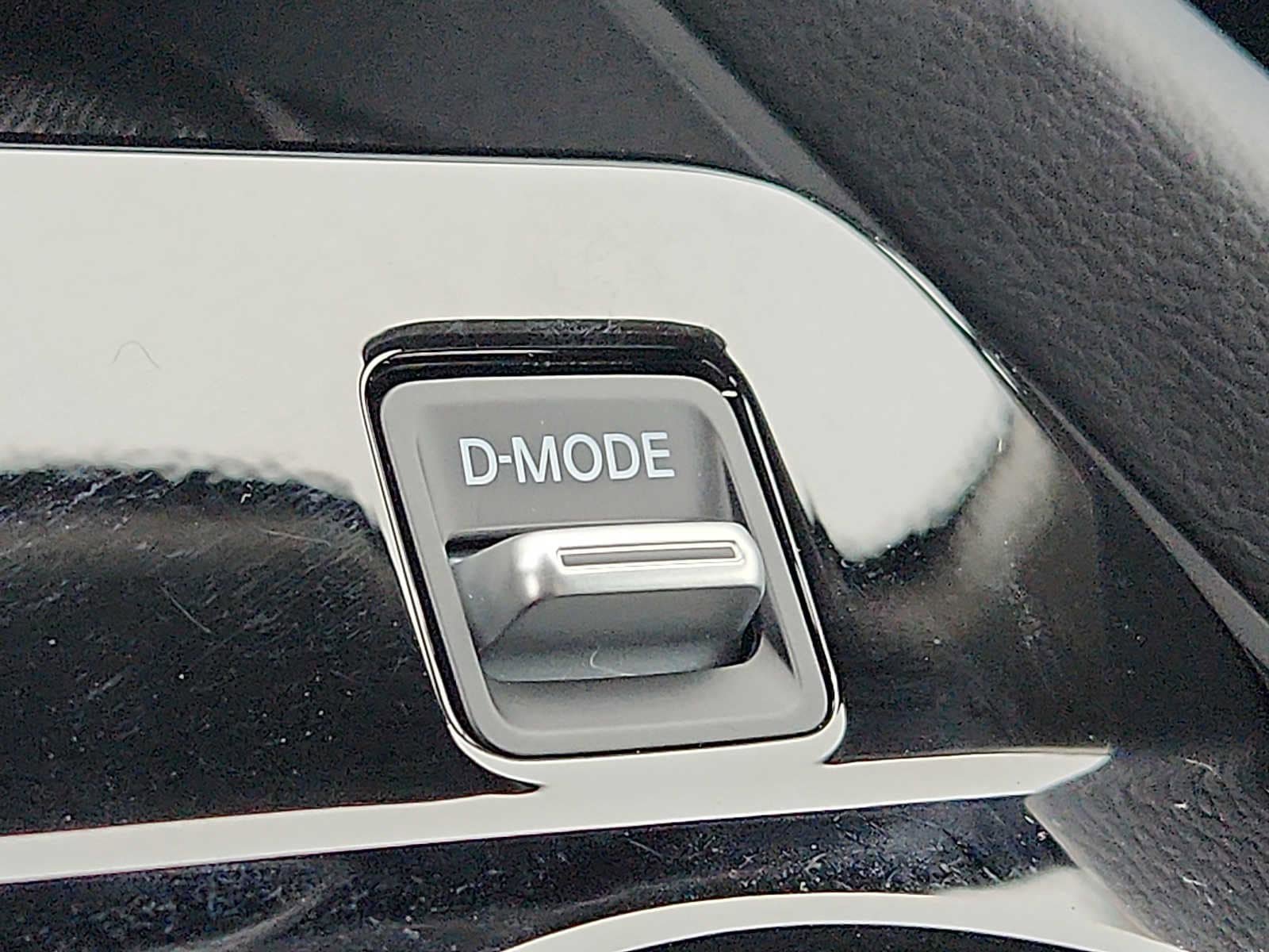 Certified 2025 Nissan Murano SV AWD/4WD image 24