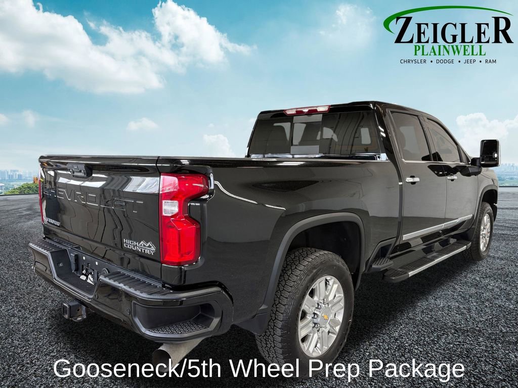 Used 2024 Chevrolet Silverado 2500 High Country image 5