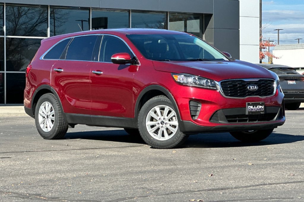 Used 2020 Kia Sorento LX FWD image 2