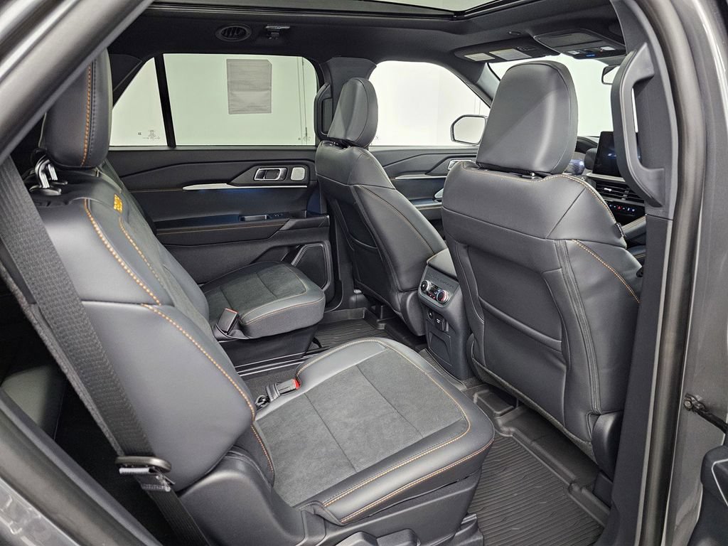 New 2026 Ford Explorer Tremor w/ Tremor Ultimate Package AWD/4WD image 24