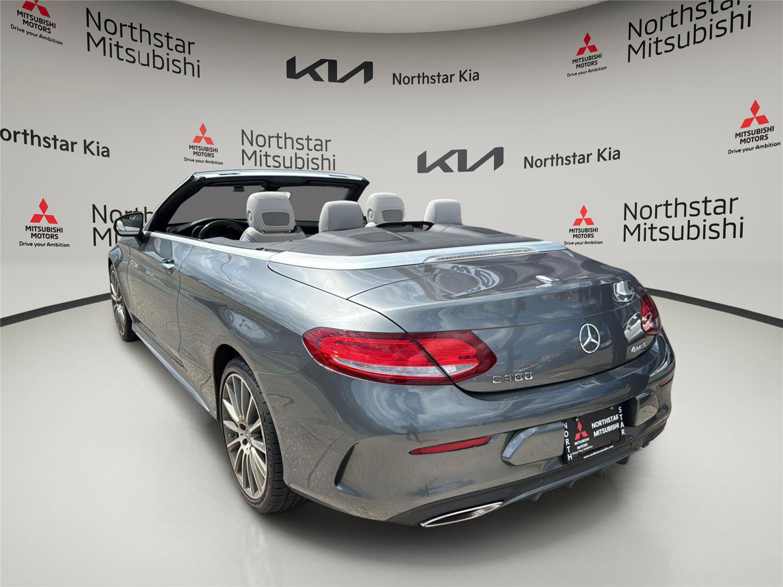 Used 2017 Mercedes-Benz C 300 4MATIC Cabriolet image 3