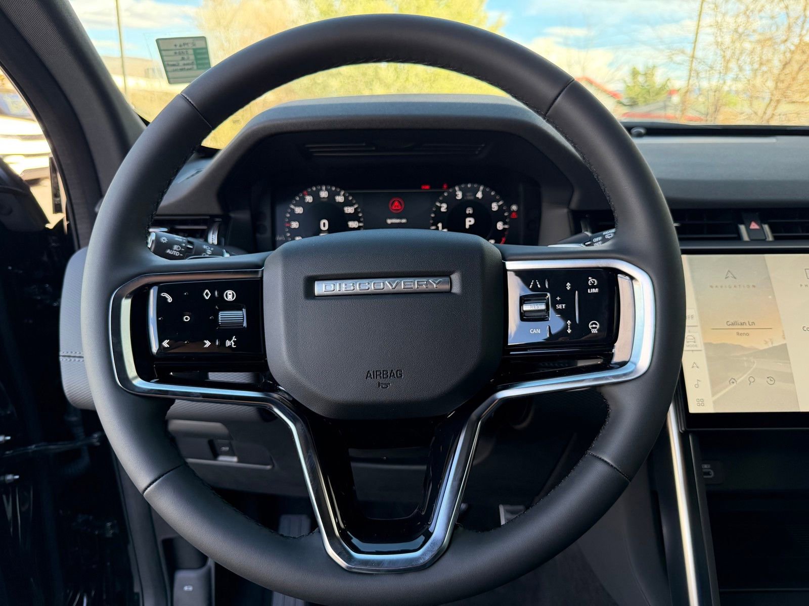 New 2026 Land Rover Discovery Sport Landmark image 11