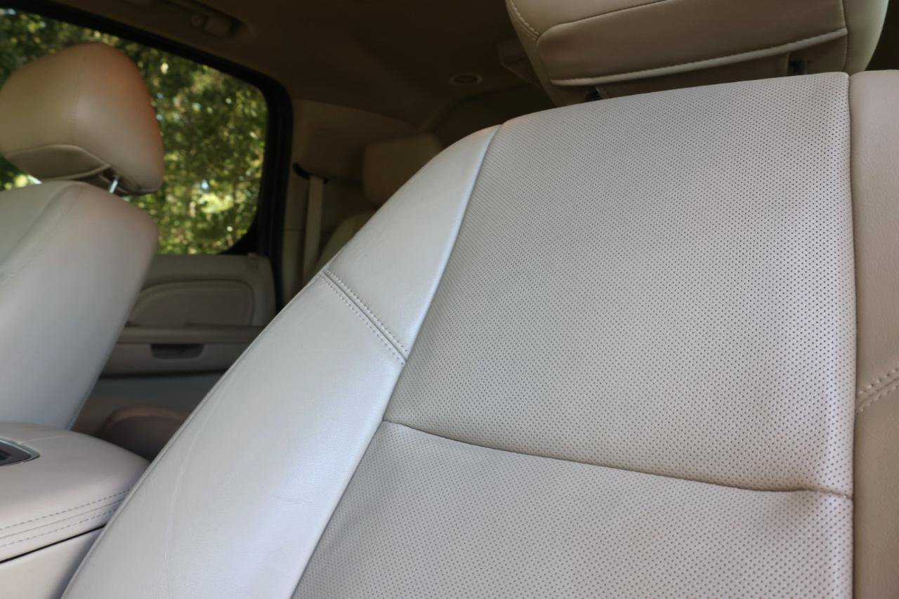 Used 2012 Cadillac Escalade ESV Premium AWD/4WD image 40
