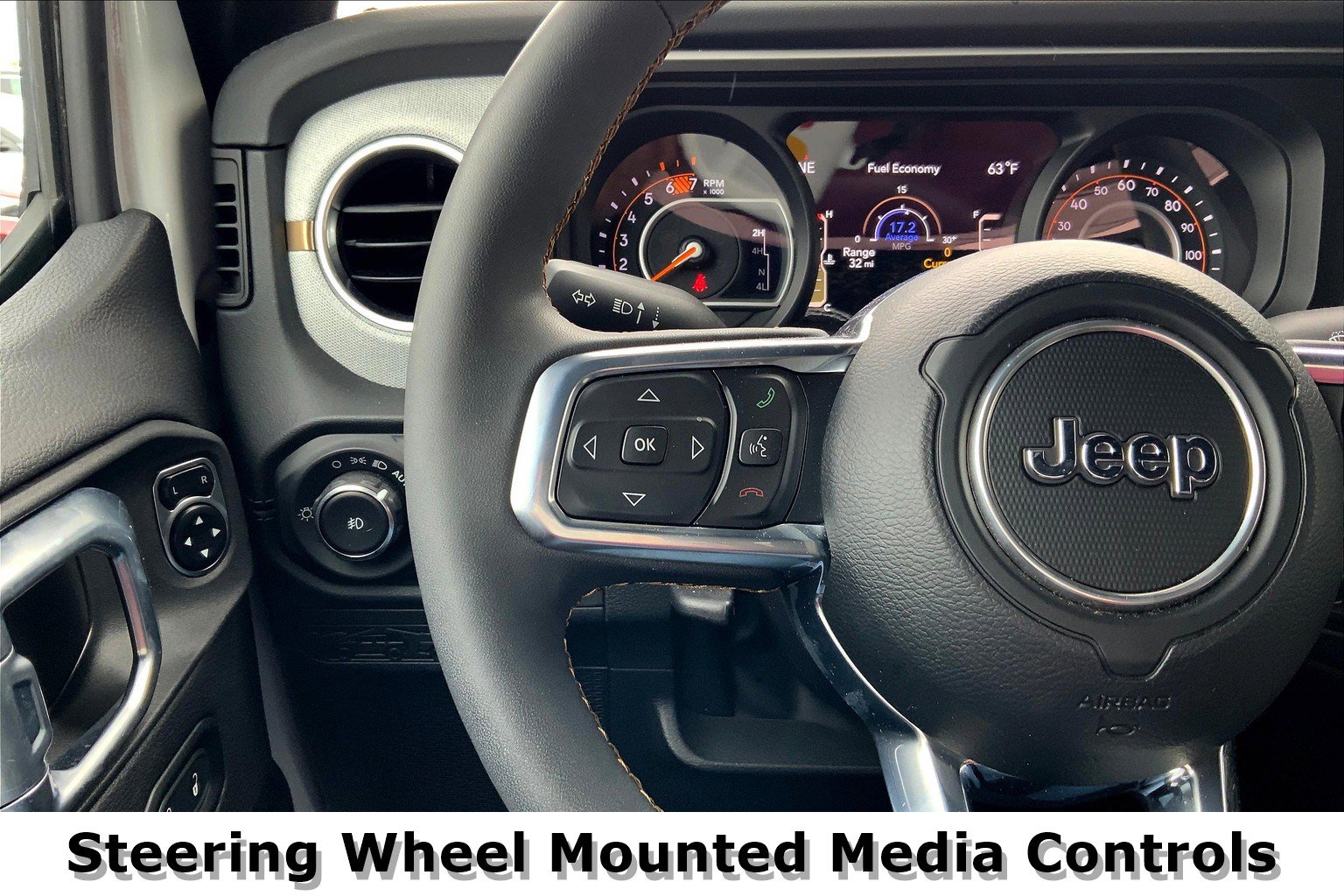 Used 2024 Jeep Wrangler Sahara image 19