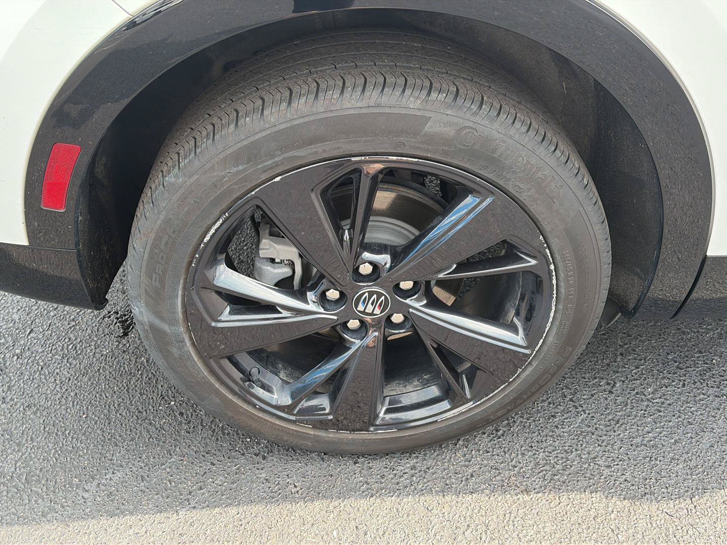 Used 2024 Buick Envision Sport Touring AWD/4WD image 37