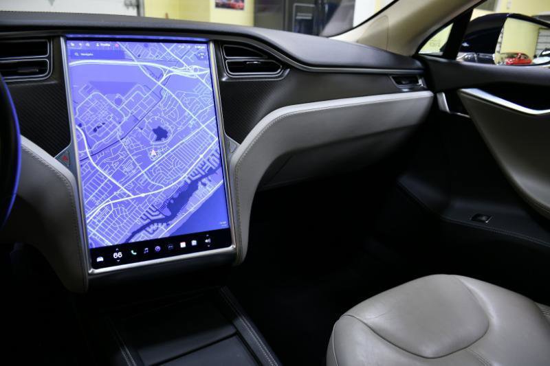 Used 2014 Tesla Model S P85D image 28