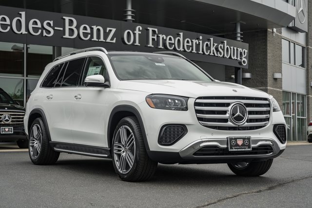 New 2026 Mercedes-Benz GLS 450 4MATIC