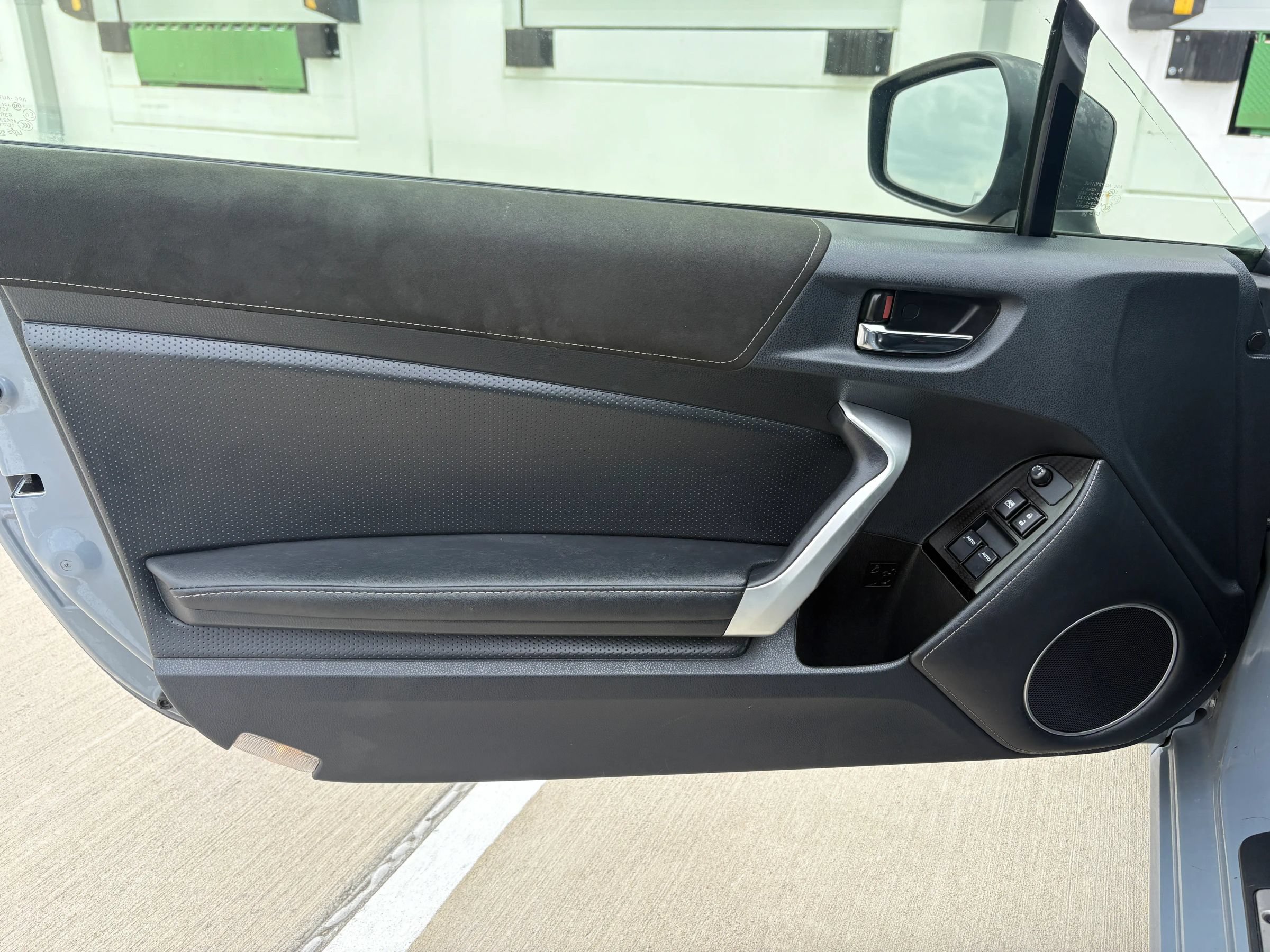 Used 2018 Toyota 86 RWD image 14