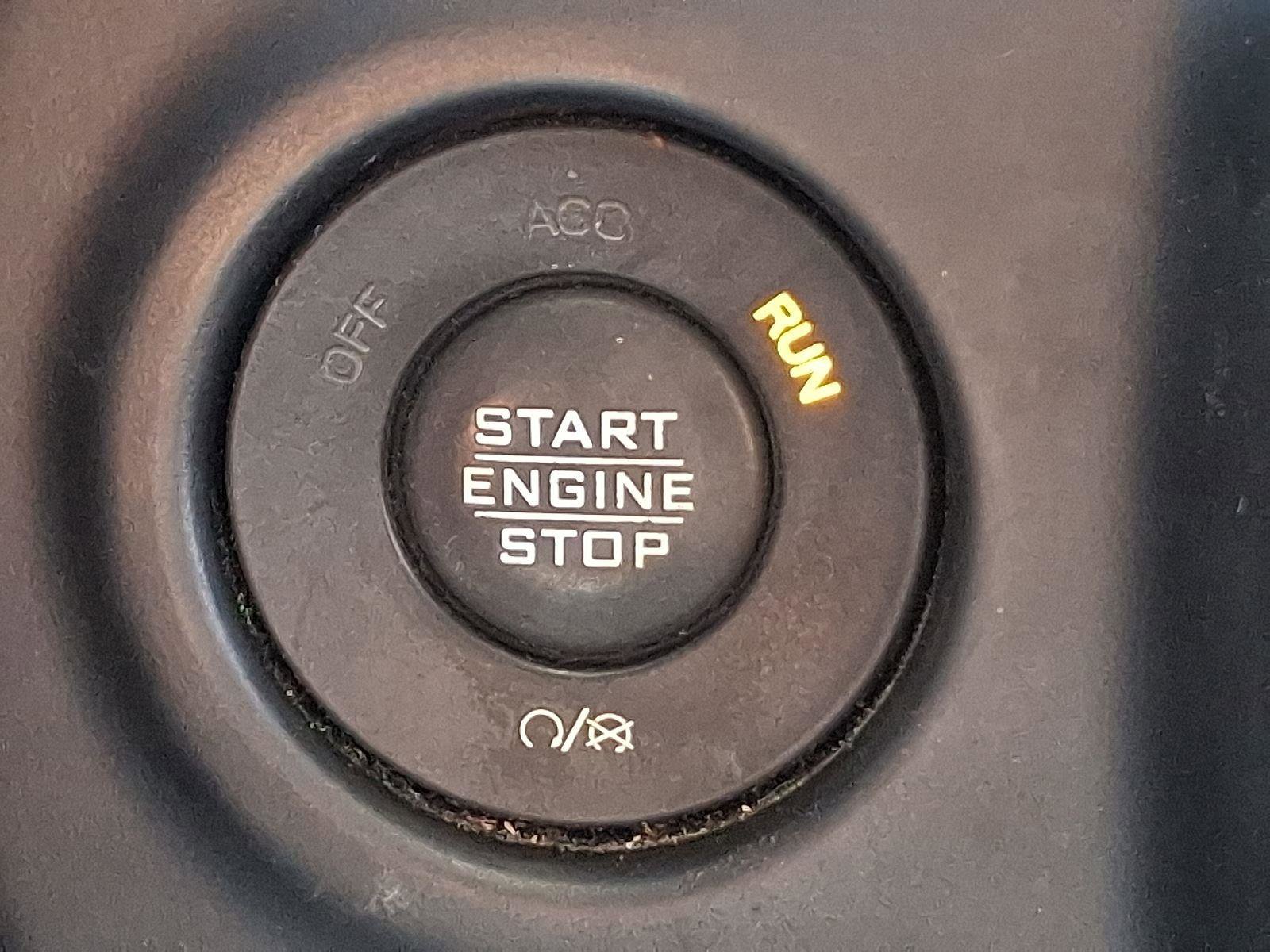 Certified 2021 Jeep Wrangler Unlimited Sahara w/ Dual Top Group image 22