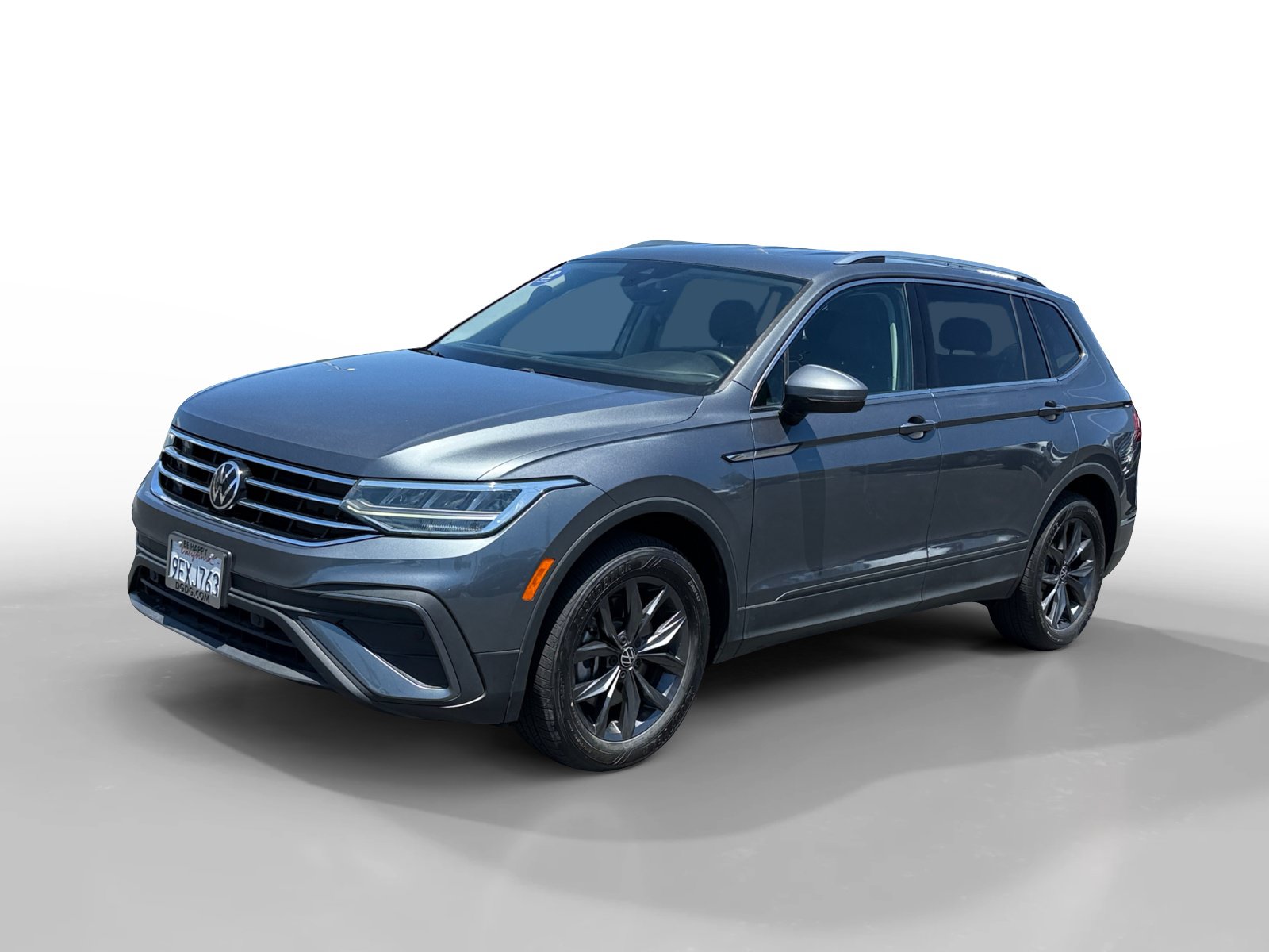 Certified 2023 Volkswagen Tiguan SE