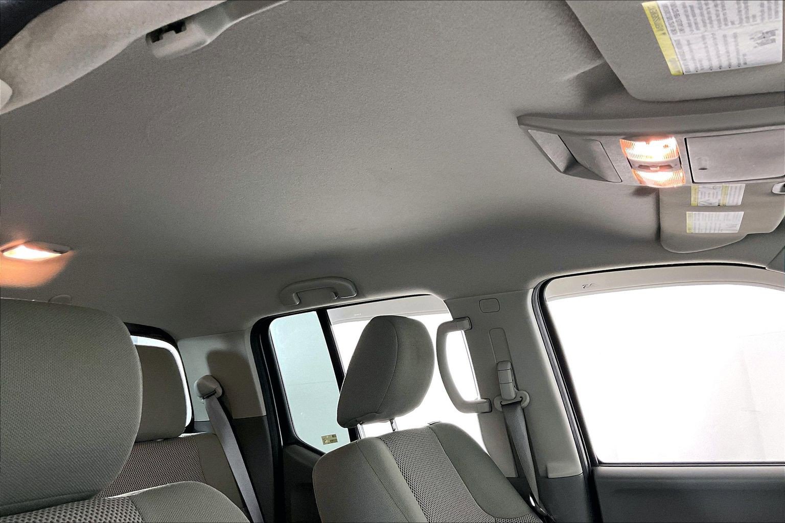 Used 2019 Nissan Frontier SV AWD/4WD image 23